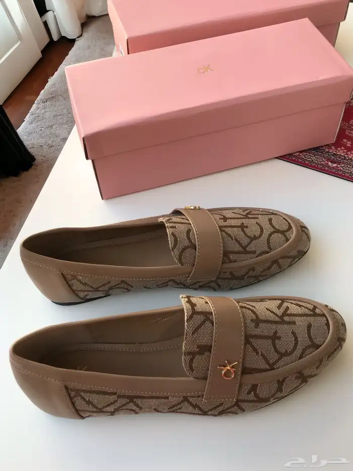 فلات ولوفر نسائي ماركات درجة اولي 59