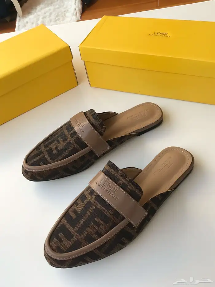 فلات ولوفر نسائي ماركات درجة اولي 26