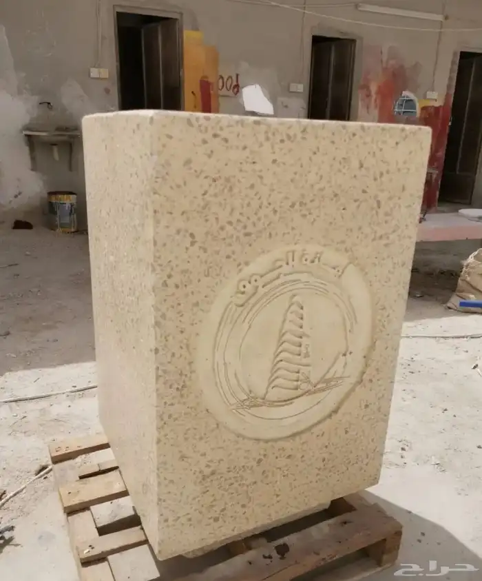 اعمدة أناره مضلع دائرية الشكل أعمده جماليه 16