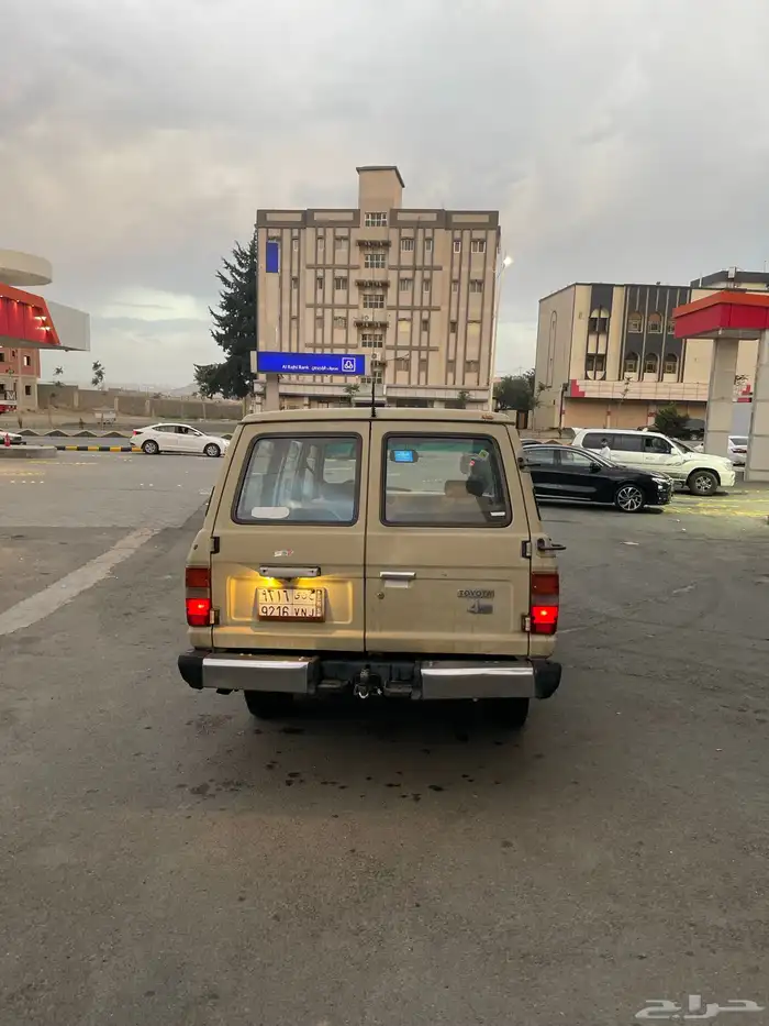 لاندكروزر 1985 1