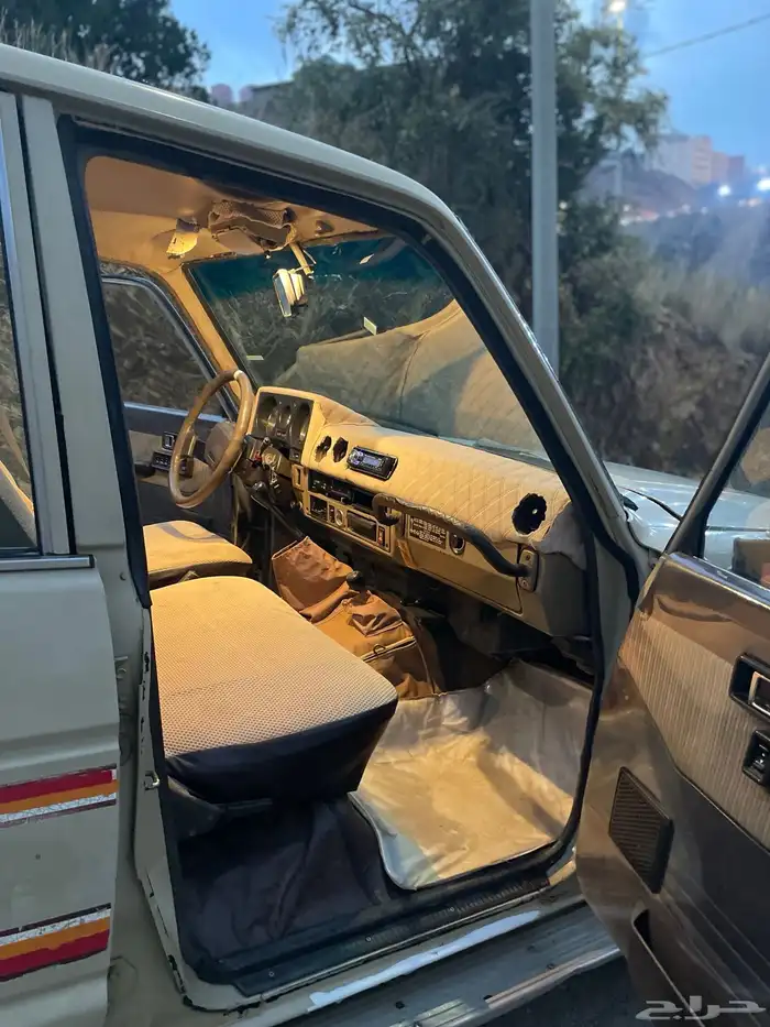 لاندكروزر 1985 16