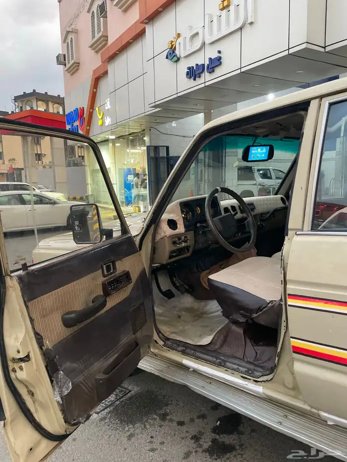 لاندكروزر 1985 5