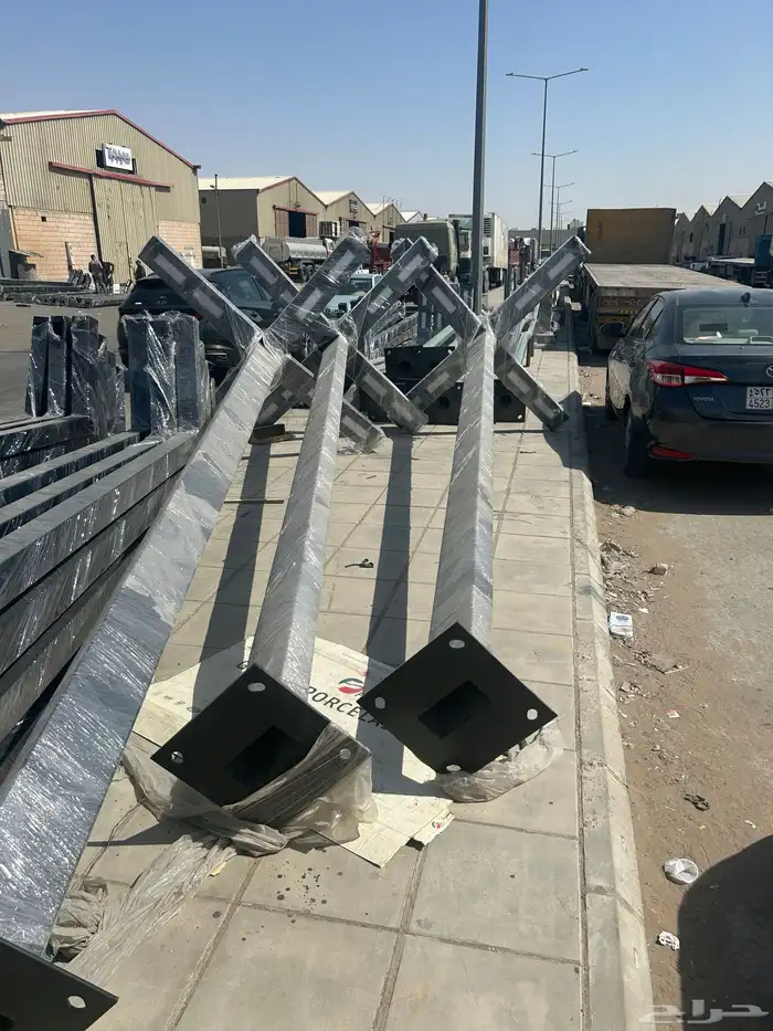 اعمدة أناره مضلع دائرية الشكل أعمده جماليه 58