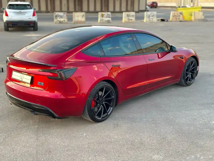 2024 تسلا مودل 3 برفورمنس   Tesla Model 3 Performance 3