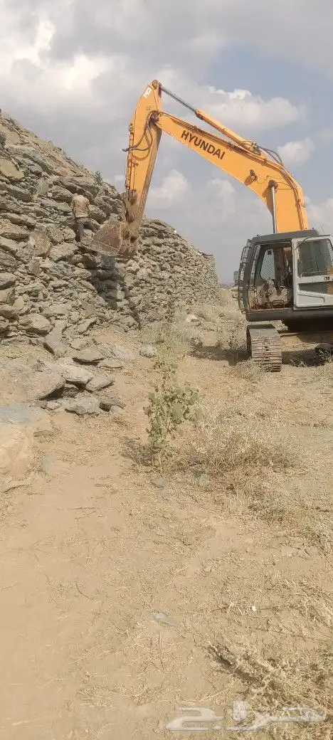 يوجدقلاب وبكلين لقص الارضي وترحيل وبناحجر 1