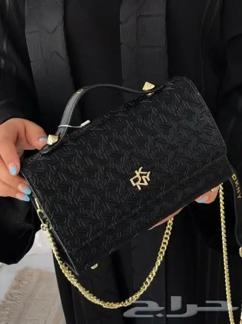 اكسسوارت نسائيه ورجاليه ماركا متنوعه بافضل اسعار وشنط ماركه 7