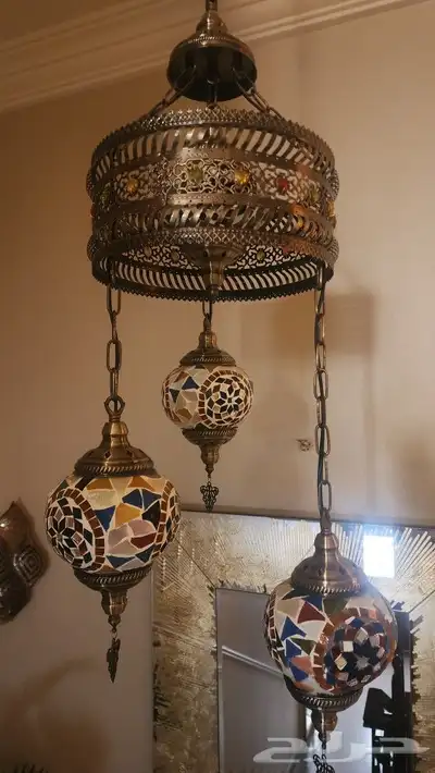 ثريا ومصابيح 0