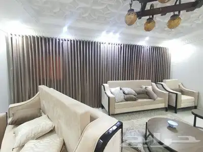 معلم تفصيل وتركيب ستائر 1