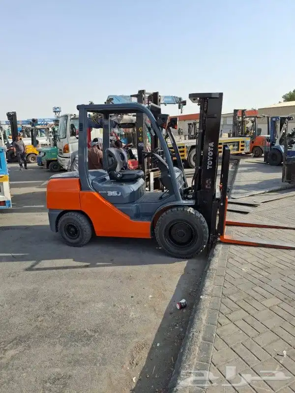 أبو غسان للمعدات الثقيله رافعات شوكيه كرينات صطحات 6