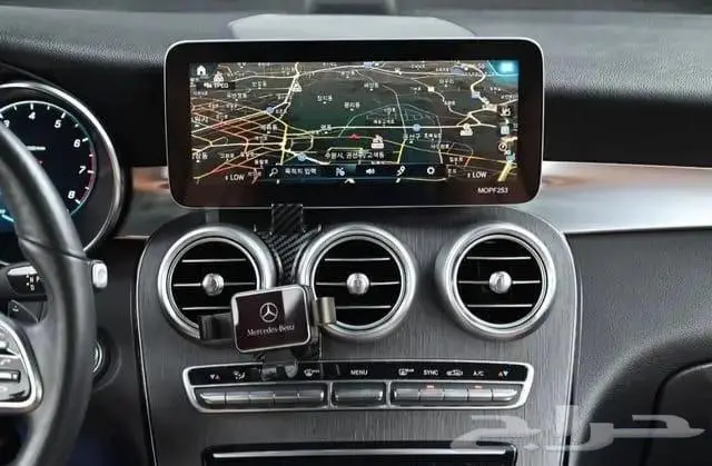 مرسيدس GLC300 موديل 2020 15
