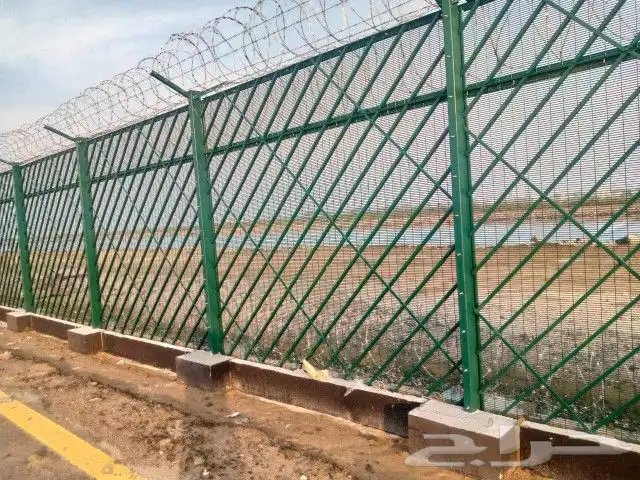 مقاول شبوك وهناجر ومظلات 0