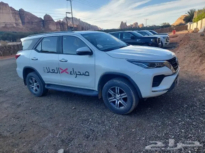 خدمات التشغيل ( سيارات للإيجار ) 10