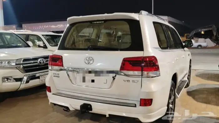 لاندكروزر GXR 2016 4