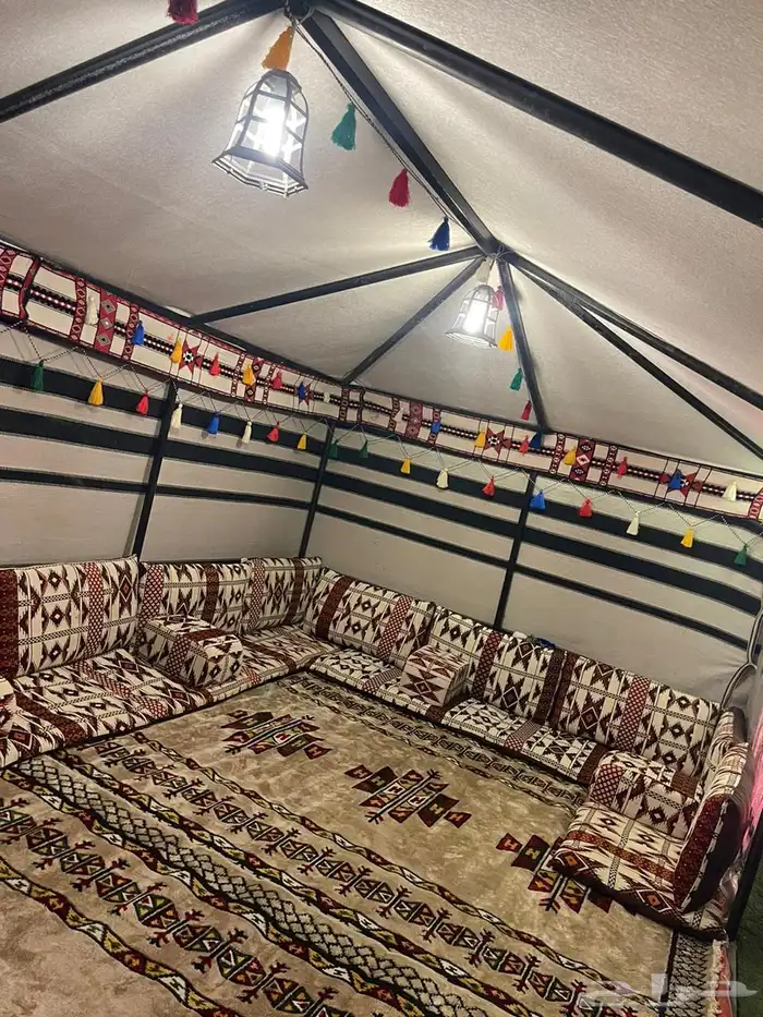 بيت شعر بدون اطناب وبدون عمدان في الوسط 0