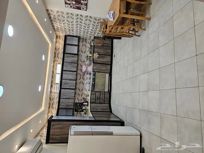 شاليه مبيت داخل الرس طريق الجريف 9