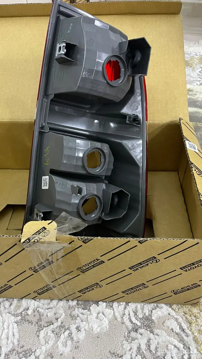 اسطبات وقطع هايلوكس 6