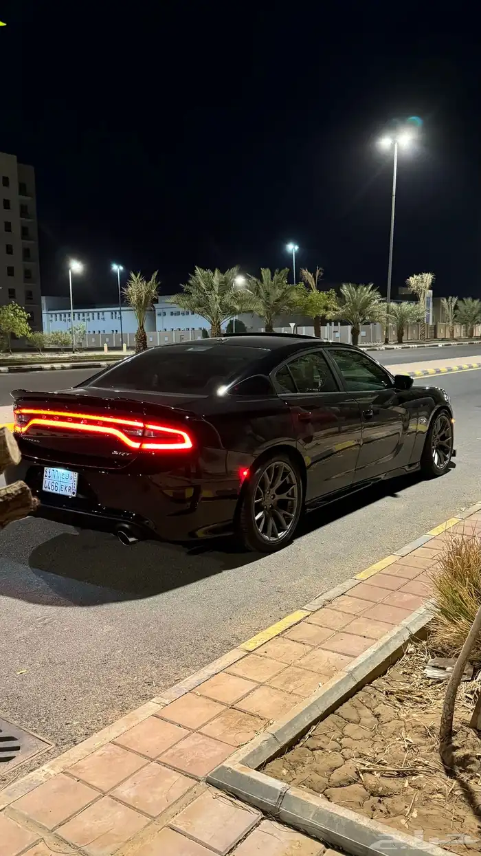 تشارجر SRT من النوادر 8