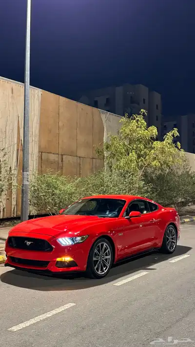 موستنق GT مخزن 16