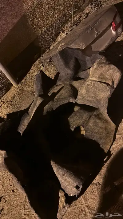 للبيع مستوبيشي جلنت قطع غيار بدي وداخليه 8