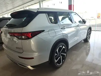ميتسوبيشي اوتلاندر نص فل دبل م2024 2