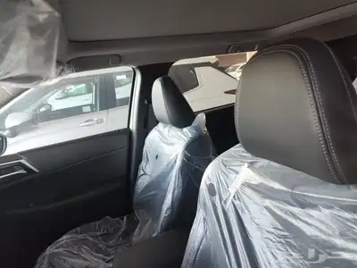 ميتسوبيشي اوتلاندر نص فل دبل م2024 7