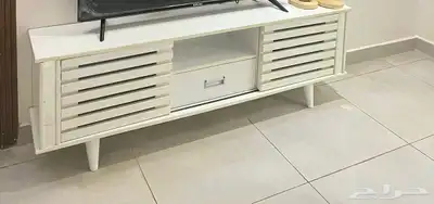 طاولات للبيع 0