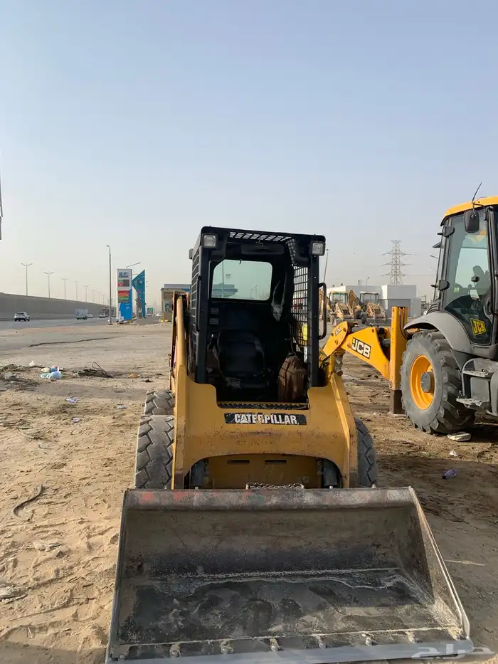 بوبكات للإيجار بكت  دريل   رافعه شوكيه 1