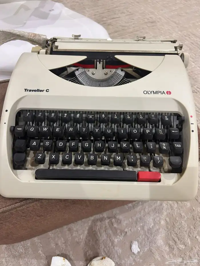 طابعة يدوية قديمة 1