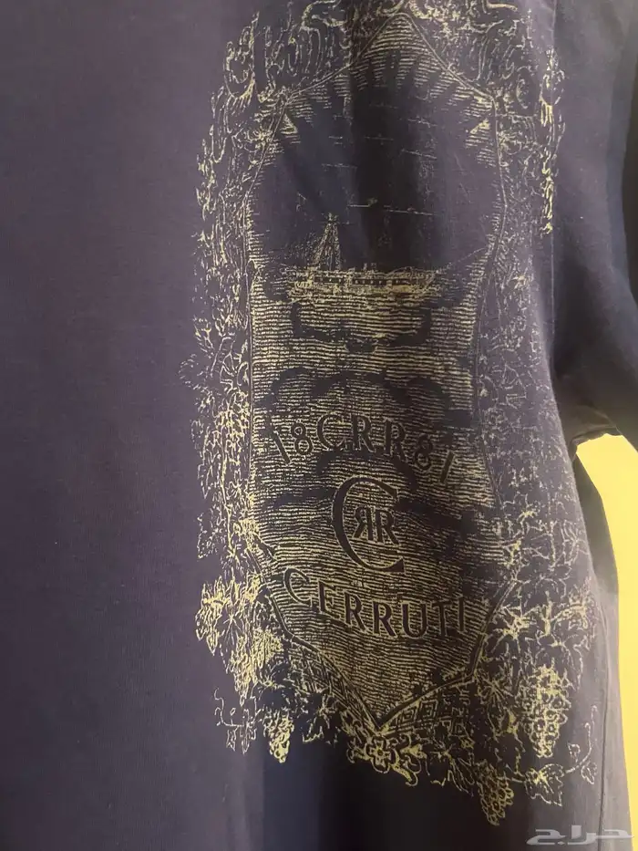 تيشيرت مقاس لارج ماركة شيروتي 1