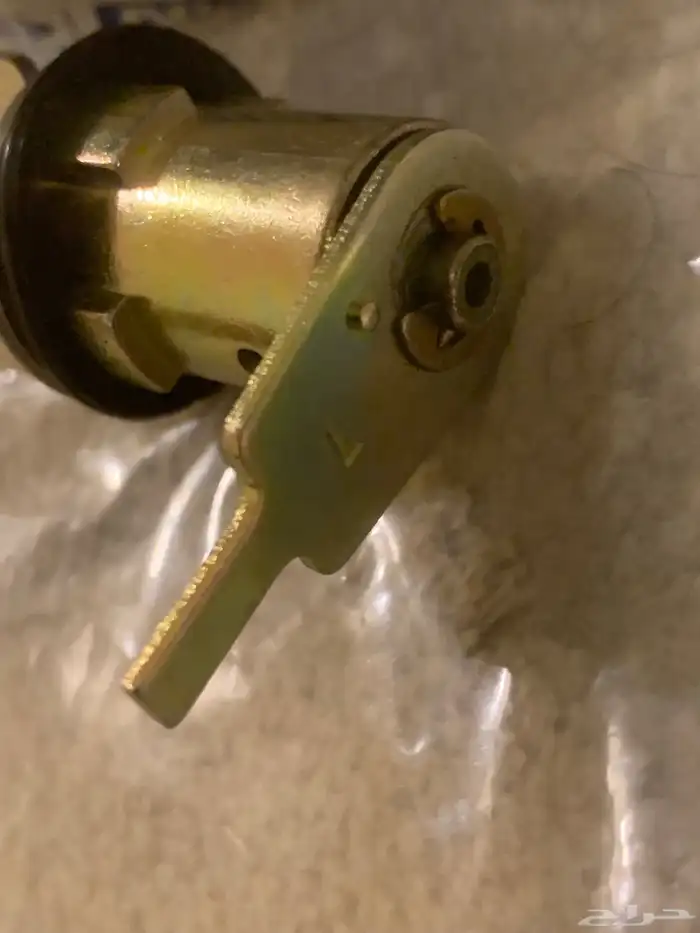 قفل باب يسار ددسن 80-85 أصلي وكاله 1