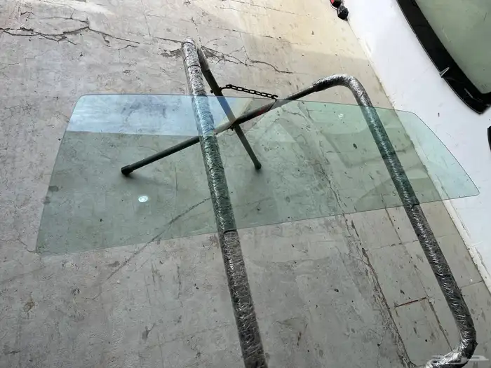 زجاج خلفي نيسان ددسن 0