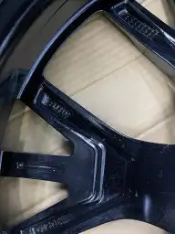 جنوط بي ام الفئه الخامسه530iموديل2021مقاس19اصليه وكاله ب 9