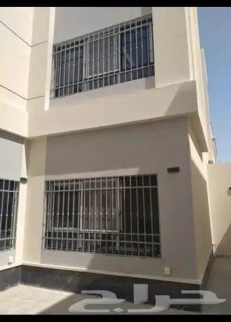 باب حديد شباك مزله ساوتر المنيوم 9