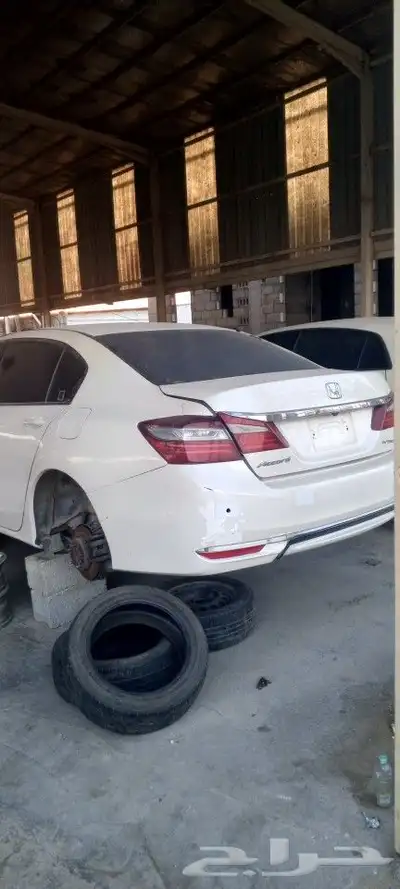 هوندا اكورد 2015 مصدوم قطع غيار تشليح 0