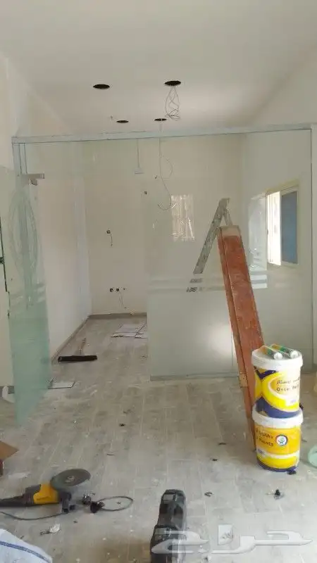 زجاج سكريت 1