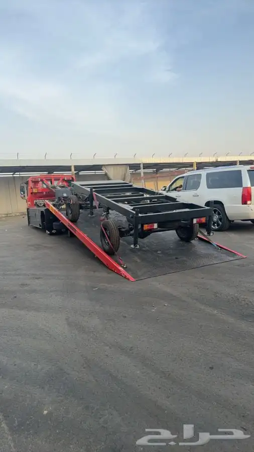 سطحه للشحن السيارات 2