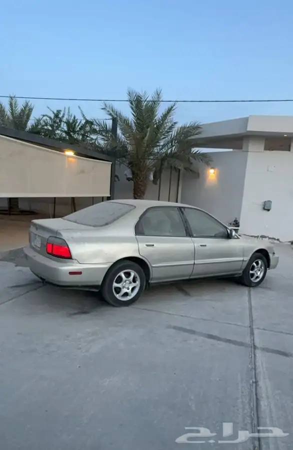 هوندا اكورد 1996 قير عادي - مكيف قزاز كهرب 1