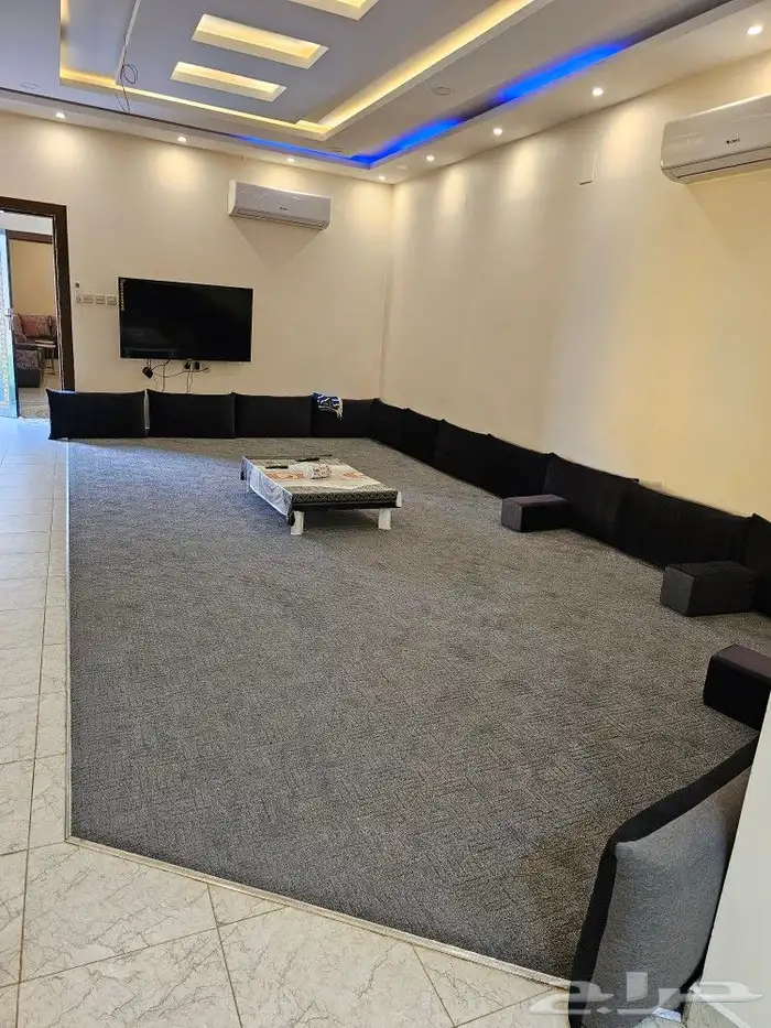 شاليه مبيت داخل الرس طريق الجريف 7