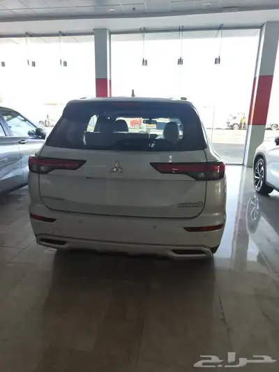ميتسوبيشي اوتلاندر نص فل دبل م2024 1