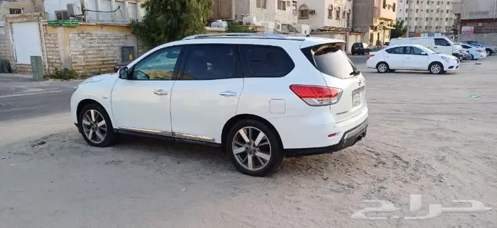 نيسان باثفندر 2015 2