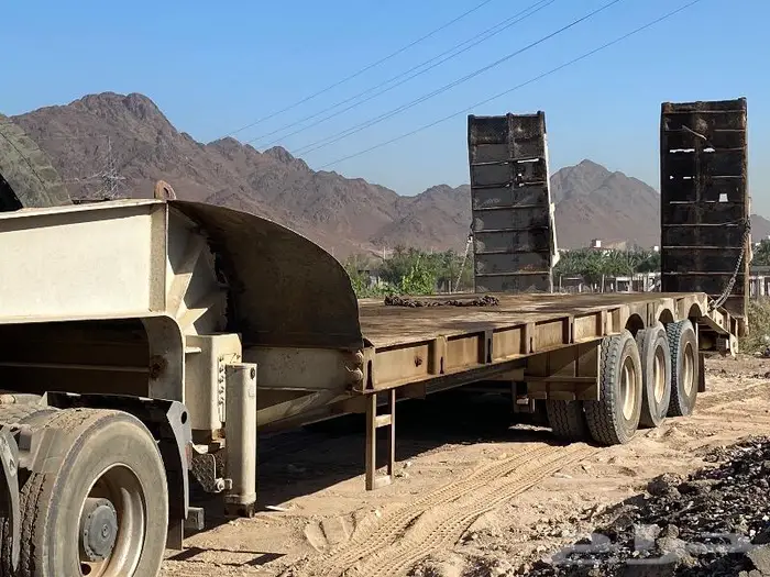 لوبد من المدينه إلى جده فاضي 1200ريال 0