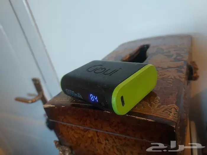 باور بانك قوي بشاشه رقمية مصيئة صغير للجيب 10 ملي امبير 2