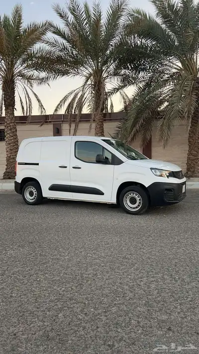 فان بيجو بارتنر 2022 6