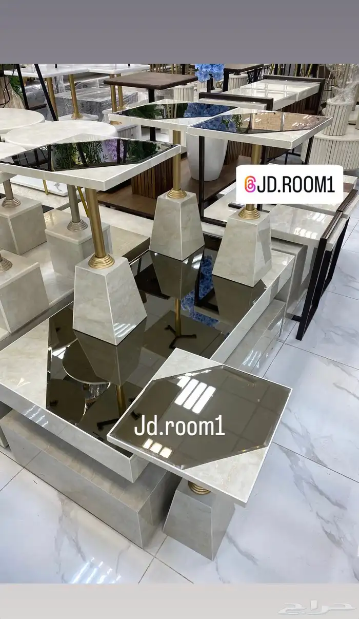 طاولات بديل الحجر 44