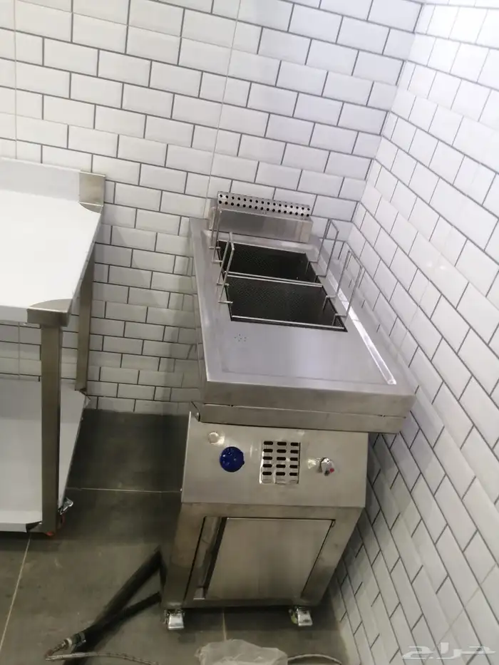 مصنع ستانلس ستيل متكامل للمطاعم (ثلاجات مطابخ غرف تبريد) 72