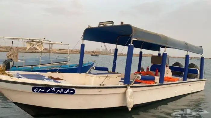 للبيع قارب اماراتي 4 استروك 100 ياماها 4