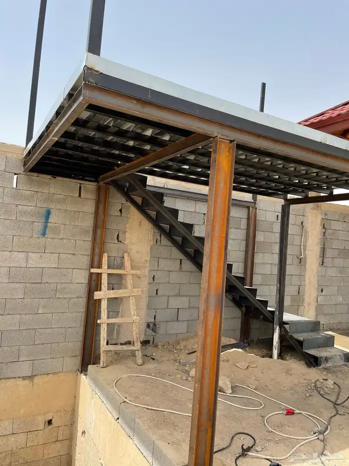 أعمال الحدادة الكريتال هناجر ومظلات وسواتر وتأسيس مصاعد 12