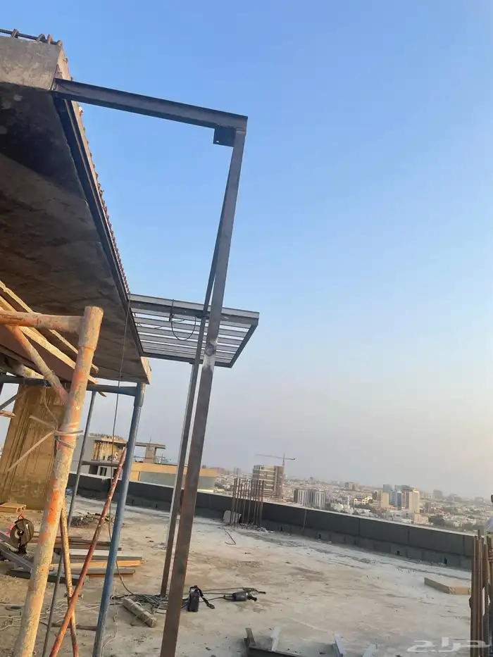 أعمال الحدادة الكريتال هناجر ومظلات وسواتر وتأسيس مصاعد 66