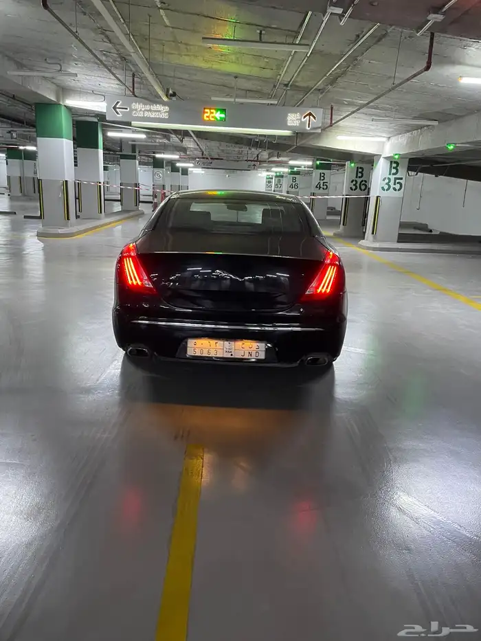 جاكور XJ 4