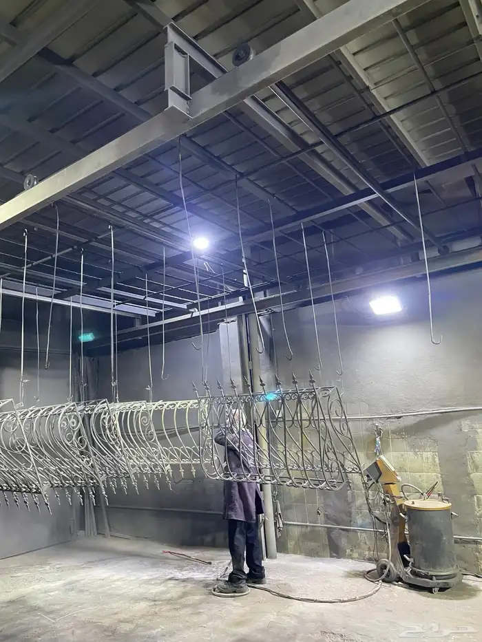 أعمال الحدادة الكريتال هناجر ومظلات وسواتر وتأسيس مصاعد 60